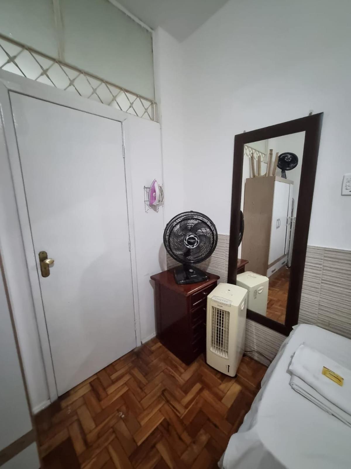 Comodidade E Seguranca No Centro 贝洛哈里桑塔 外观 照片