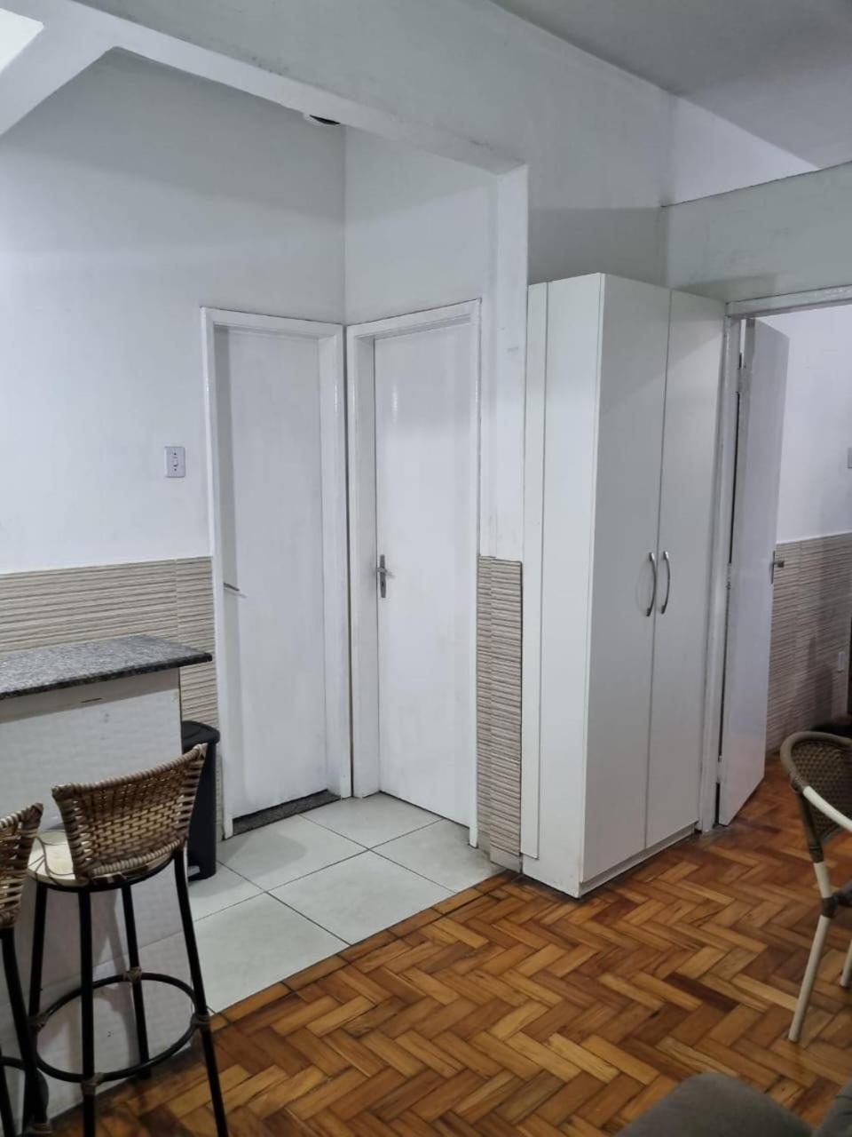 Comodidade E Seguranca No Centro 贝洛哈里桑塔 外观 照片