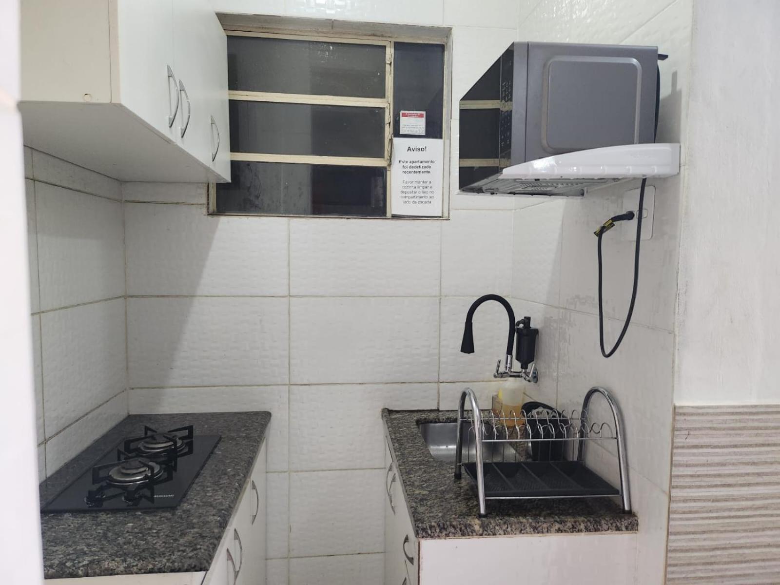 Comodidade E Seguranca No Centro 贝洛哈里桑塔 外观 照片