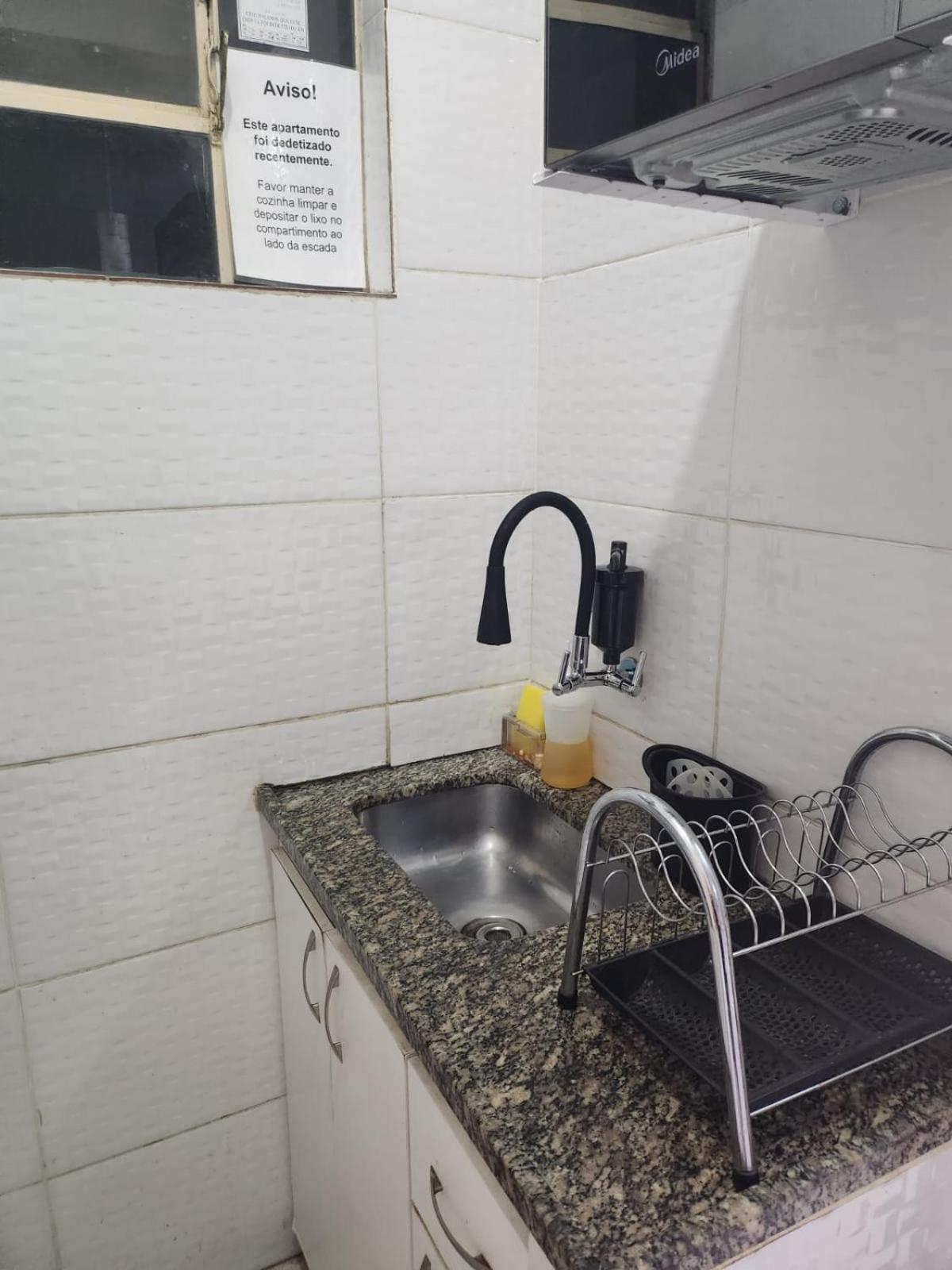 Comodidade E Seguranca No Centro 贝洛哈里桑塔 外观 照片